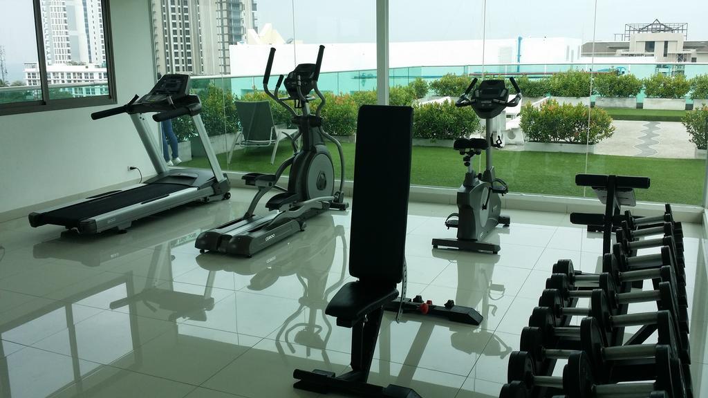 Ferienwohnung Club Royal Wongamat Unit 1401 Pattaya Exterior foto